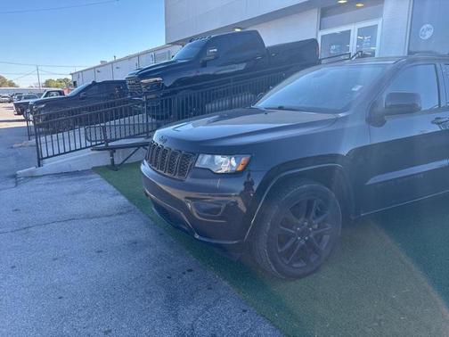 2020 Jeep Grand Cherokee Altitude