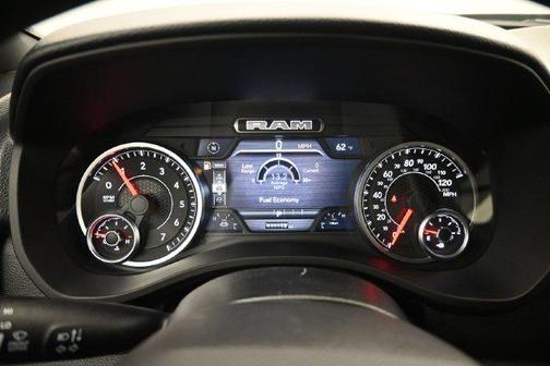Tank 2027 RAM 1500 Express