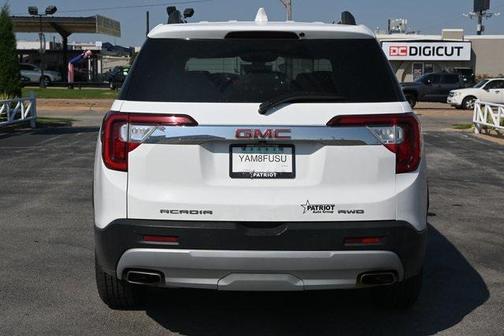2023 GMC Acadia AWD SLT