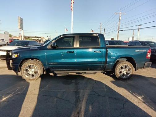 Patriot Blue Pearlcoat 2023 RAM 1500 Big Horn/Lone Star