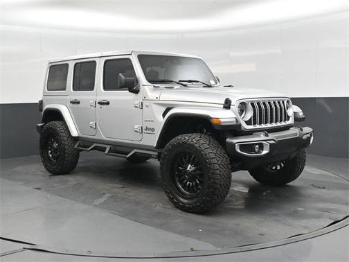 2024 Jeep Wrangler 4-Door Sahara 4x4