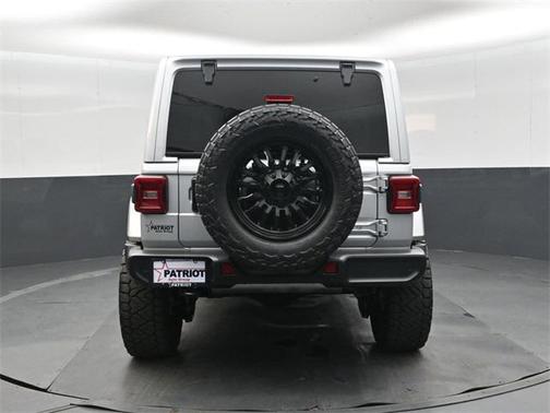 2024 Jeep Wrangler 4-Door Sahara 4x4
