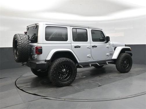 2024 Jeep Wrangler 4-Door Sahara 4x4