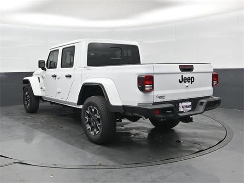 2025 Jeep Gladiator Sport S
