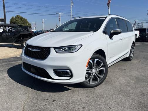 2026 Chrysler Pacifica L