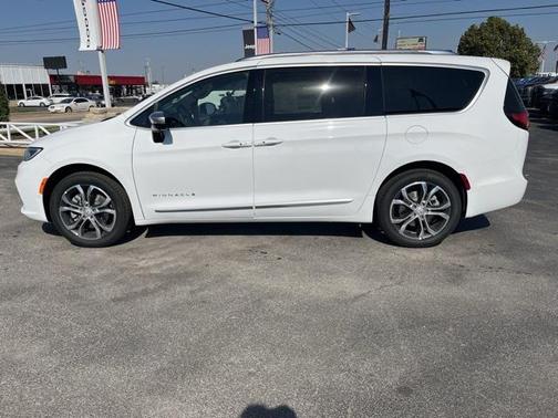 2026 Chrysler Pacifica L