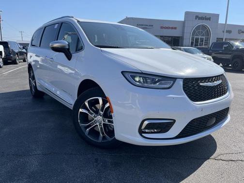 2026 Chrysler Pacifica L