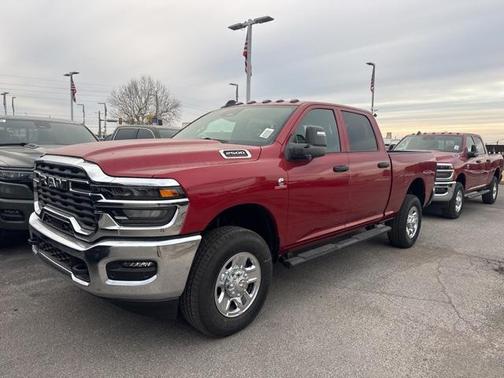 2026 RAM 2500 Tradesman Crew Cab 4x4 6'4' Box