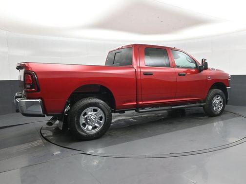 Molten Red Pearlcoat 2026 RAM 2500 Tradesman Crew Cab 4x4 6'4' Box