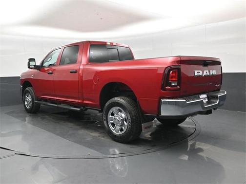 2026 RAM 2500 Tradesman Crew Cab 4x4 6'4' Box