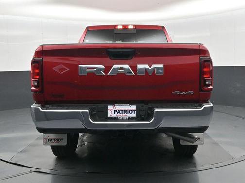 Molten Red Pearlcoat 2026 RAM 2500 Tradesman Crew Cab 4x4 6'4' Box