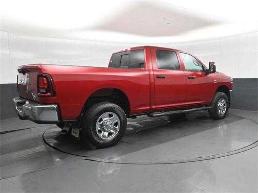 2026 RAM 2500 Tradesman Crew Cab 4x4 6'4' Box