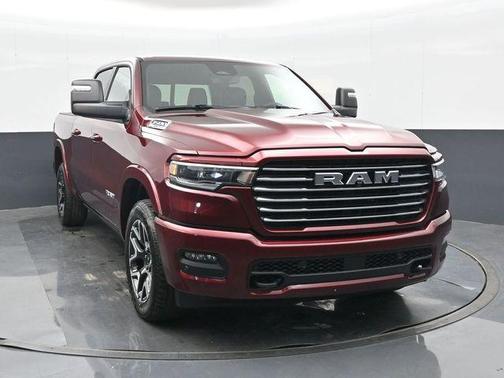 Delmonico Red Pearlcoat 2025 RAM 1500 Laramie