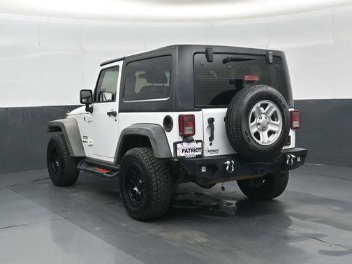 Bright White Clearcoat 2013 Jeep Wrangler Sport