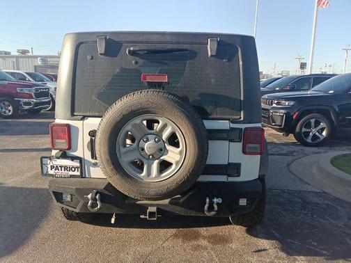 Bright White Clearcoat 2013 Jeep Wrangler Sport