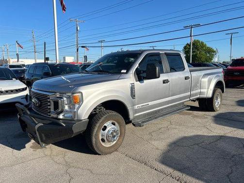 Iconic Silver Metallic 2021 Ford F-350 XL