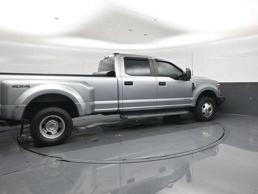 Iconic Silver Metallic 2021 Ford F-350 XL