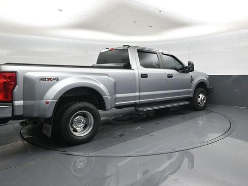 Iconic Silver Metallic 2021 Ford F-350 XL