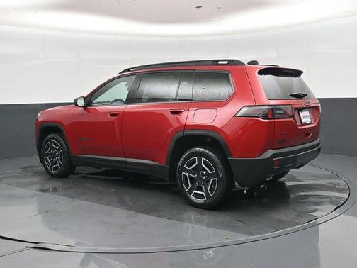 Red Hot Pearlcoat 2026 Jeep Cherokee Laredo 4x4