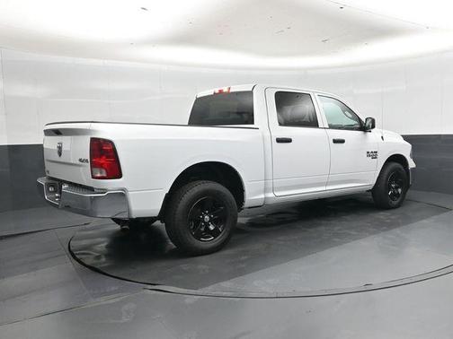 Bright White Clearcoat 2023 RAM 1500 Classic SLT