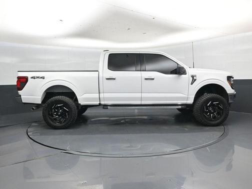 Oxford White 2024 Ford F-150 XLT
