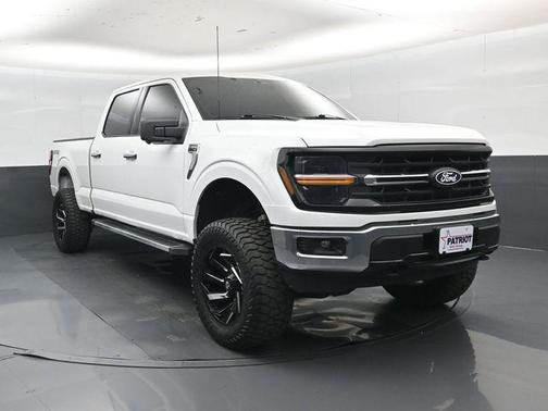 Oxford White 2024 Ford F-150 XLT