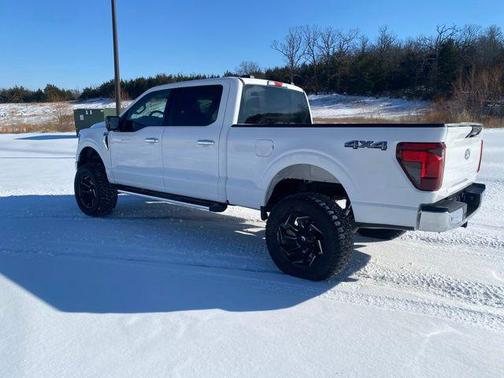 Oxford White 2024 Ford F-150 XLT