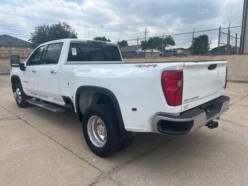 Summit White 2025 Chevrolet Silverado 3500 LTZ