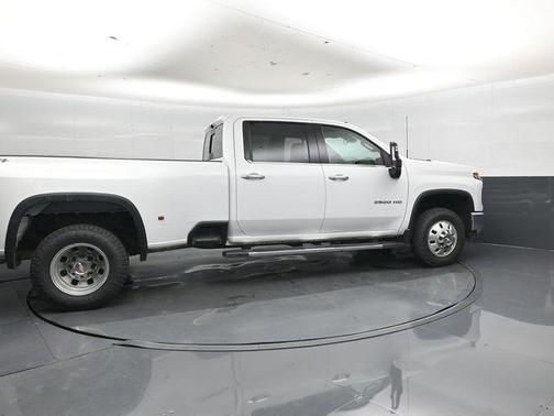 Summit White 2025 Chevrolet Silverado 3500 LTZ