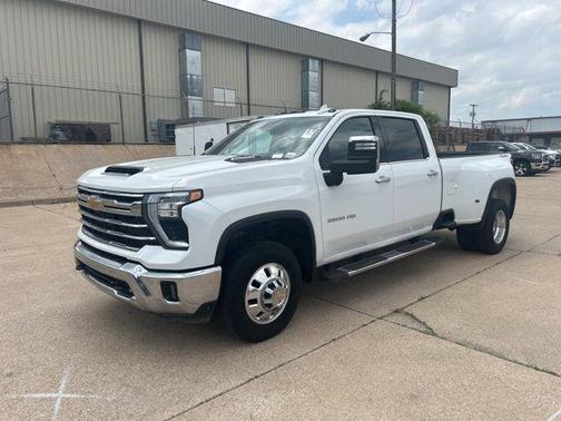 Summit White 2025 Chevrolet Silverado 3500 LTZ