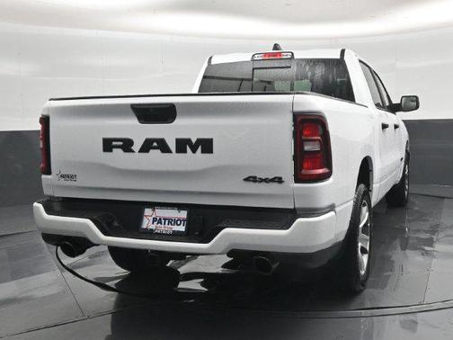Bright White Clearcoat 2027 RAM 1500 Express