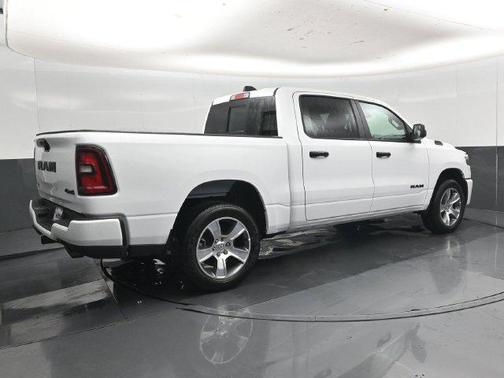Bright White Clearcoat 2027 RAM 1500 Express