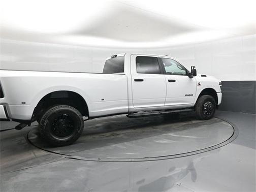 2026 RAM 3500 Big Horn Crew Cab 4x4 8' Box