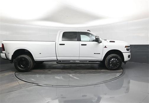 2026 RAM 3500 Big Horn Crew Cab 4x4 8' Box
