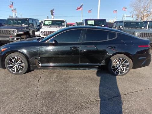 2022 Kia Stinger GT-Line