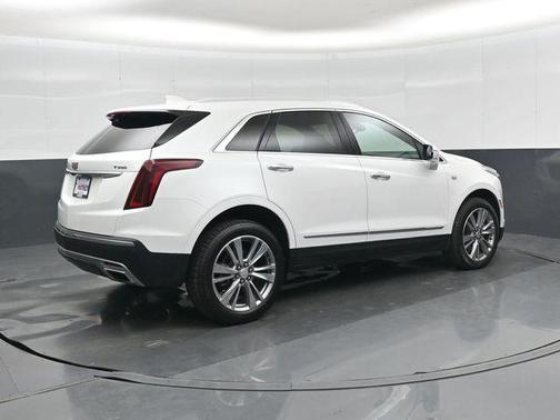 Crystal White Tricoat 2024 Cadillac XT5 Premium Luxury
