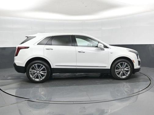 Crystal White Tricoat 2024 Cadillac XT5 Premium Luxury
