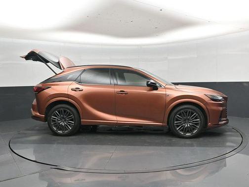Copper Crest 2023 Lexus RX 500h F SPORT Performance