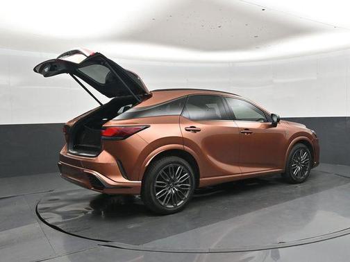 Copper Crest 2023 Lexus RX 500h F SPORT Performance