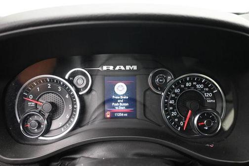Granite Crystal Metallic Clearcoat 2024 RAM 1500 Big Horn/Lone Star