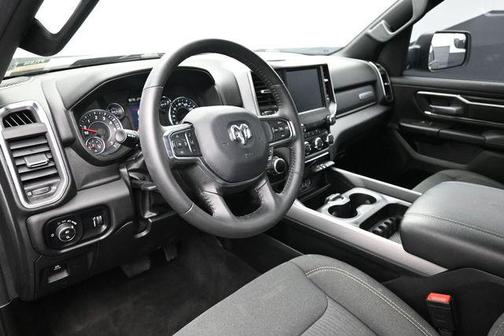 Granite Crystal Metallic Clearcoat 2024 RAM 1500 Big Horn/Lone Star