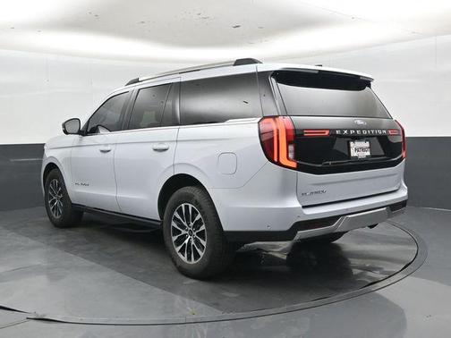 Silver Metallic 2025 Ford Expedition Platinum