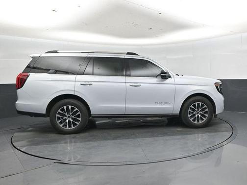 Silver Metallic 2025 Ford Expedition Platinum