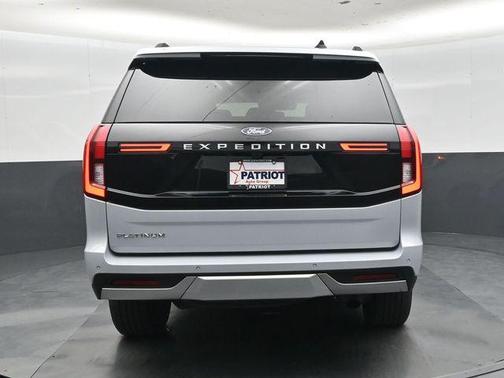 Silver Metallic 2025 Ford Expedition Platinum