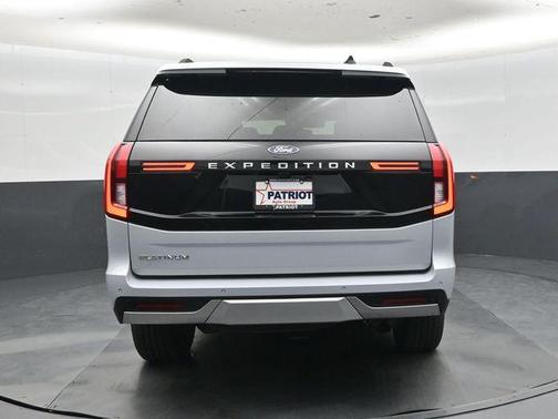 Silver Metallic 2025 Ford Expedition Platinum