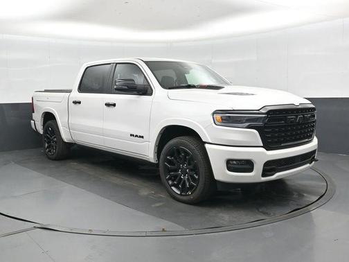 Ivory White Tri-Coat Pearlcoat 2026 RAM 1500 Limited