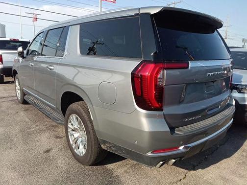 Sterling Metallic 2025 GMC Yukon XL Denali