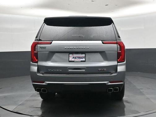 Sterling Metallic 2025 GMC Yukon XL Denali