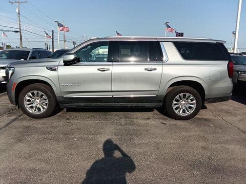 Sterling Metallic 2025 GMC Yukon XL Denali