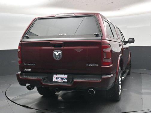 Delmonico Red Pearlcoat 2022 RAM 1500 Laramie